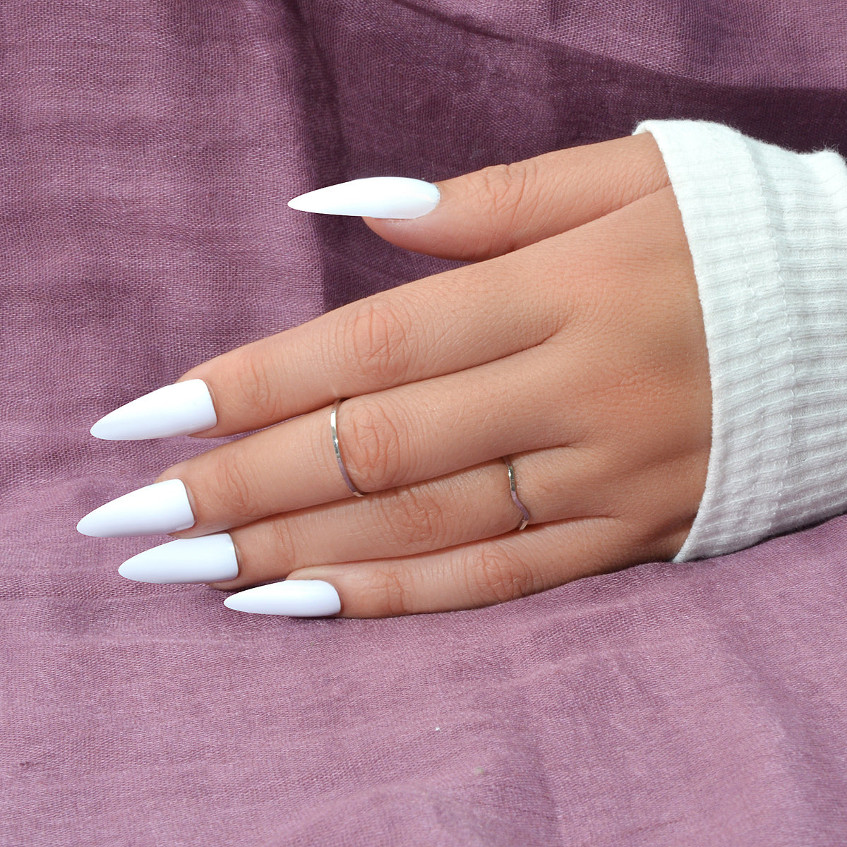 Minimalist Midi Rings, set of 2 – image 5