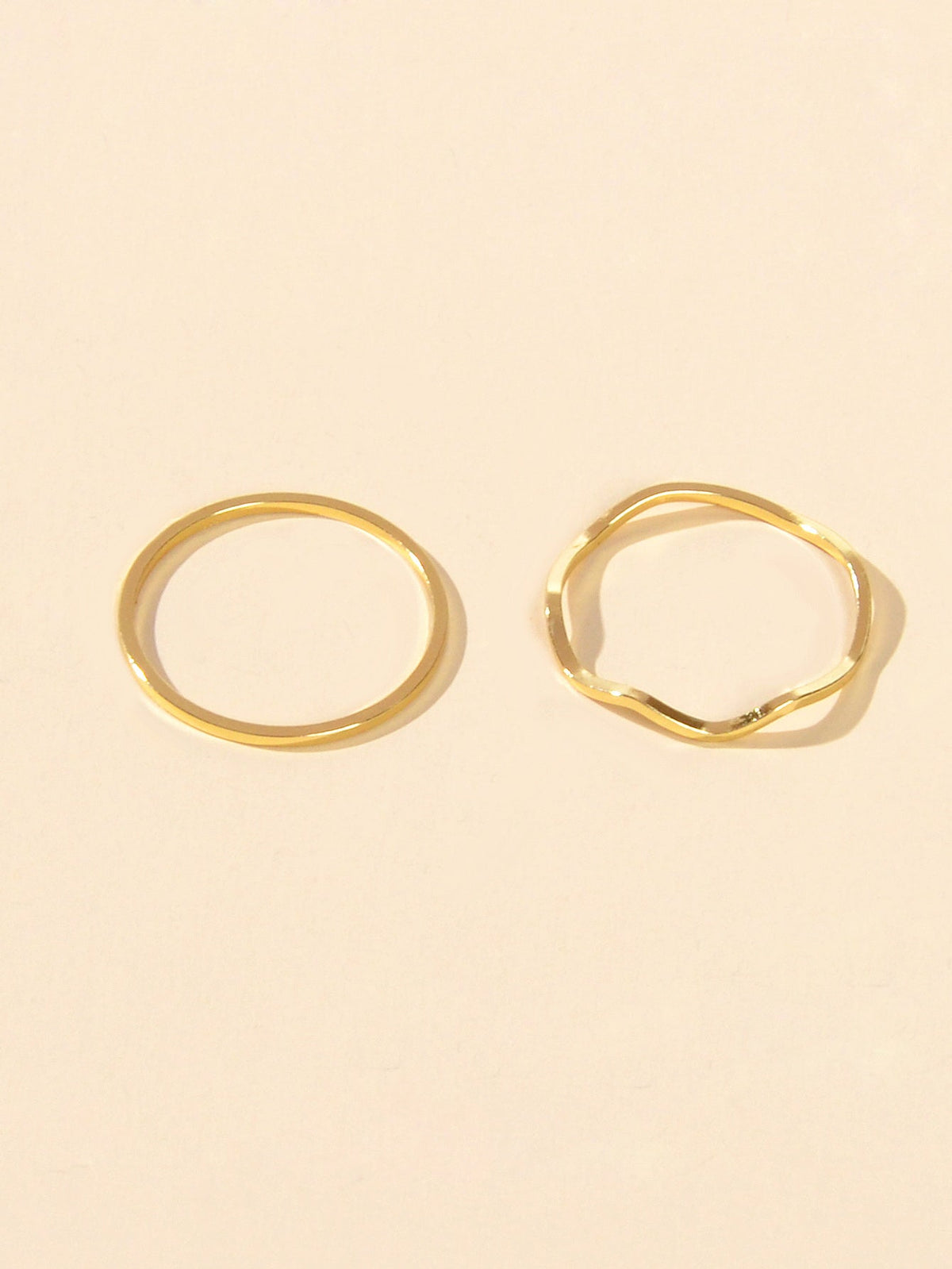 Minimalist Midi Rings, set of 2 – image 3