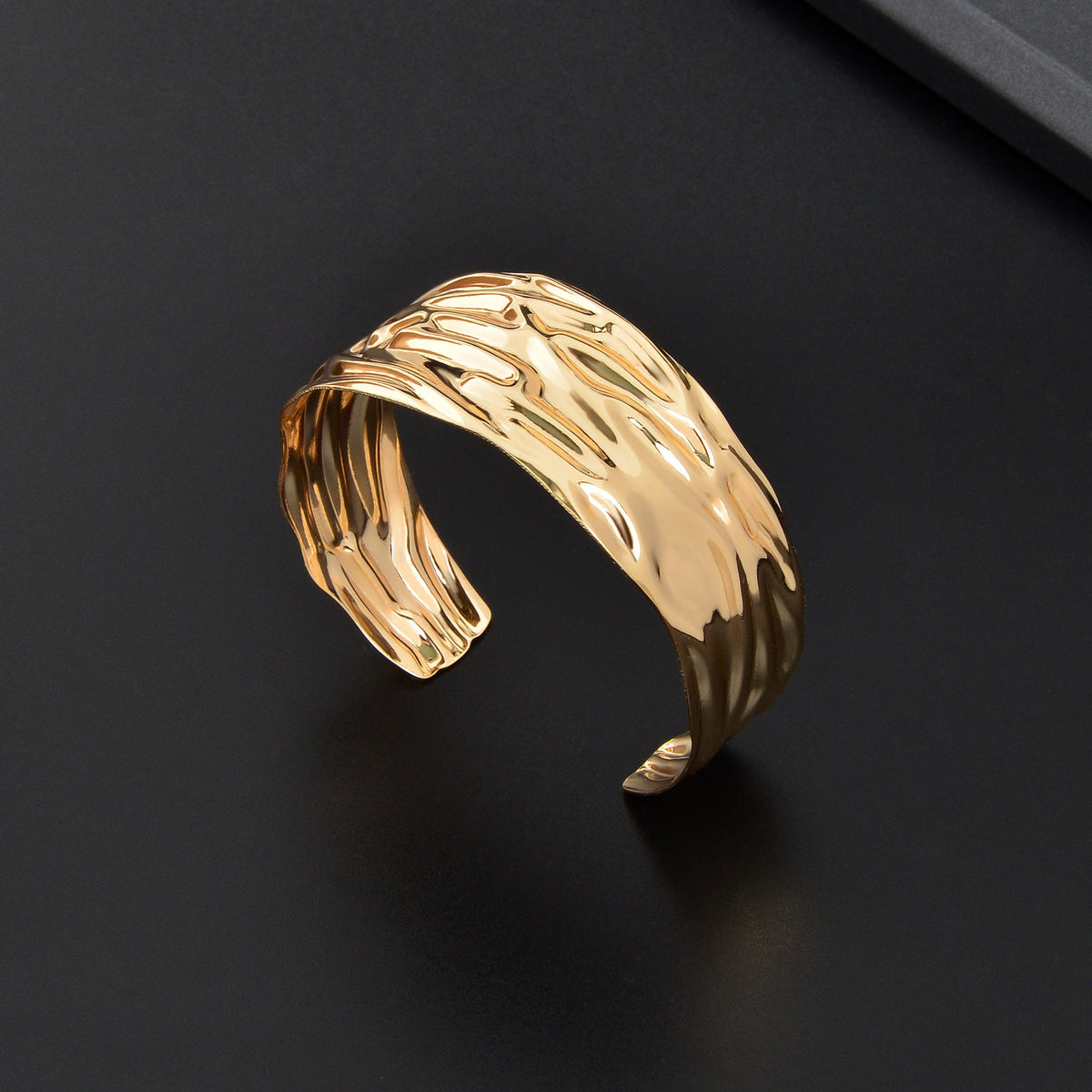 Chunky Gold Geometric Cuff Bangle – image 5